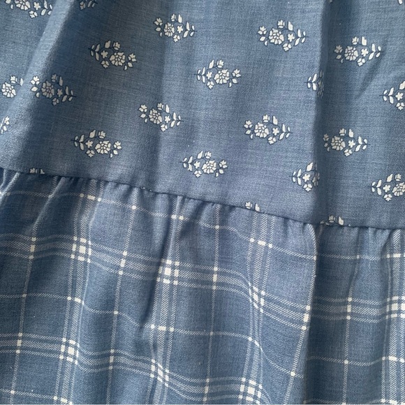 Boutique new with tags plaid and floral print ruffle tunic top size small - Picture 6 of 6